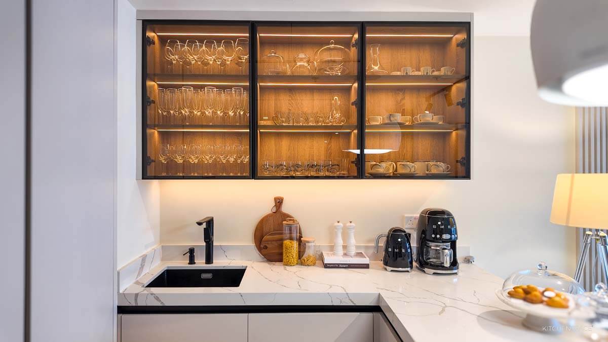 Minimalist Marble Kitchen